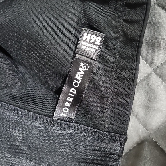 Torrid Bra 🖤 - Picture 3 of 6